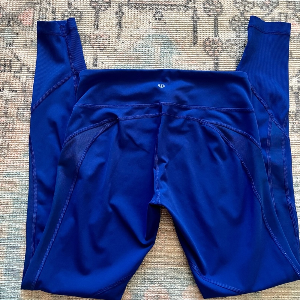 Everlux & Mesh Legging